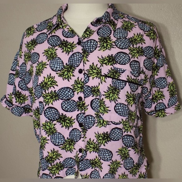 Forever 21 Tops - Small pineapple crop top